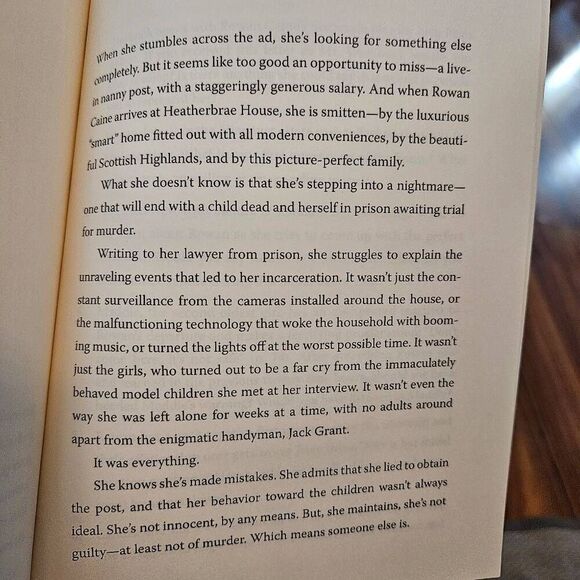 4 for $50 🎃 The Turn of The Key by Ruth Ware Paperback Book - Picture 3 of 4